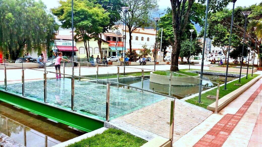 Praca Santa Cruz-Ouro Branco必去景点