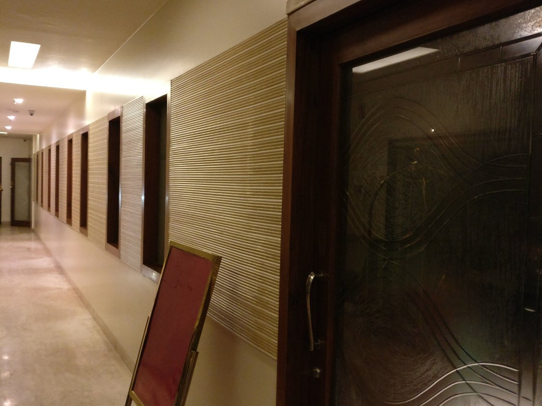 Hotel Grand Gayathri主图
