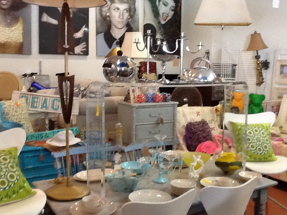 Pineapple Marketplace-安娜玛丽亚岛必去景点