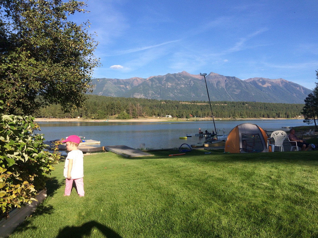 Wasa Lake Guest House主图