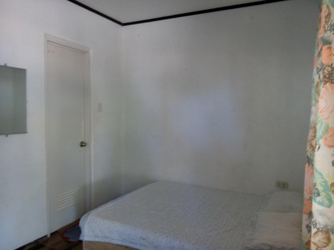 Gold's Guest House主图