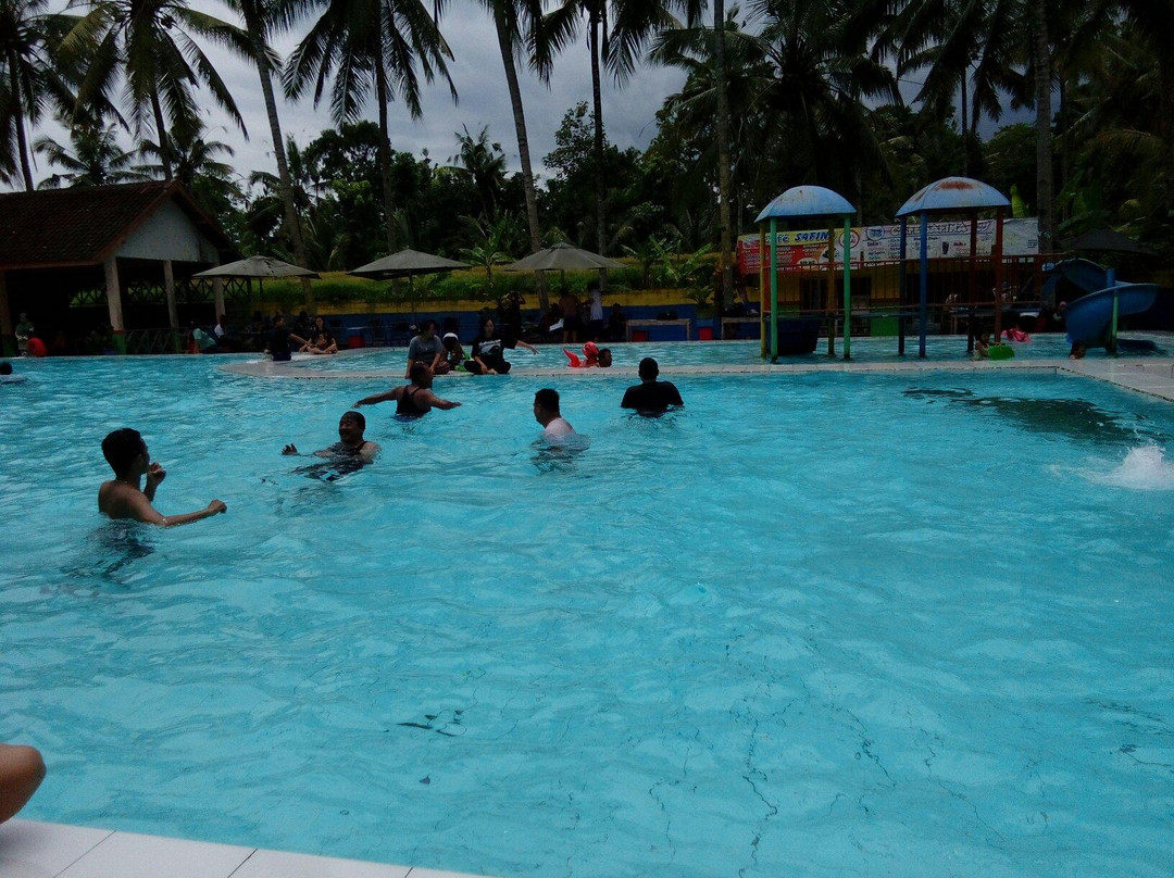 Suruh Recreational Park & Bath-巴纽旺宣必去景点