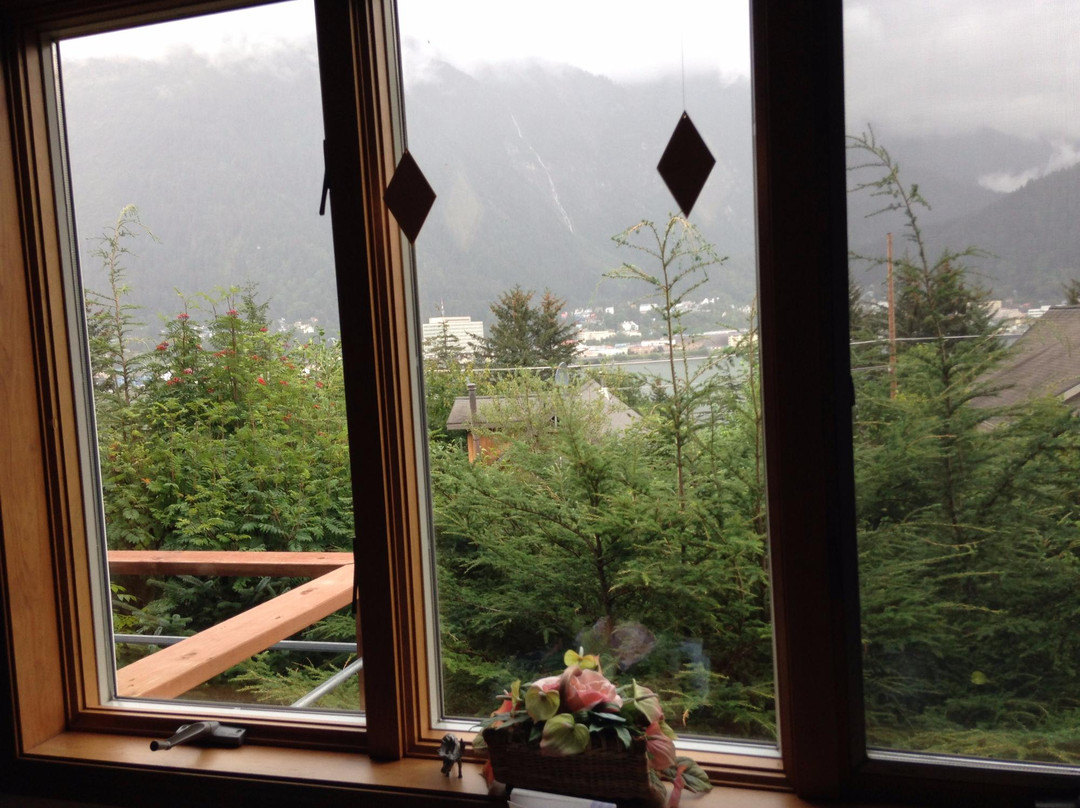 Gould's Alaskan View Bed and Breakfast主图