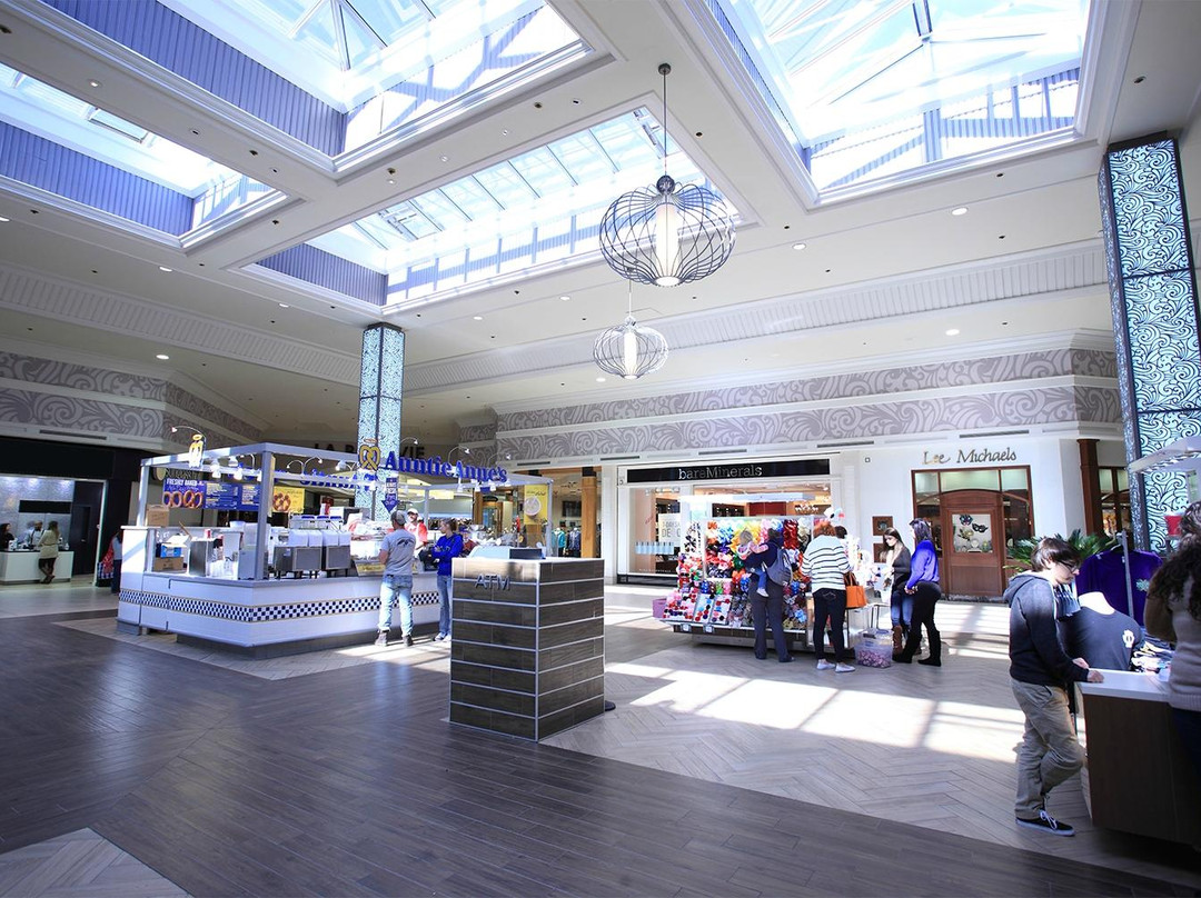 Acadiana Mall景点图片