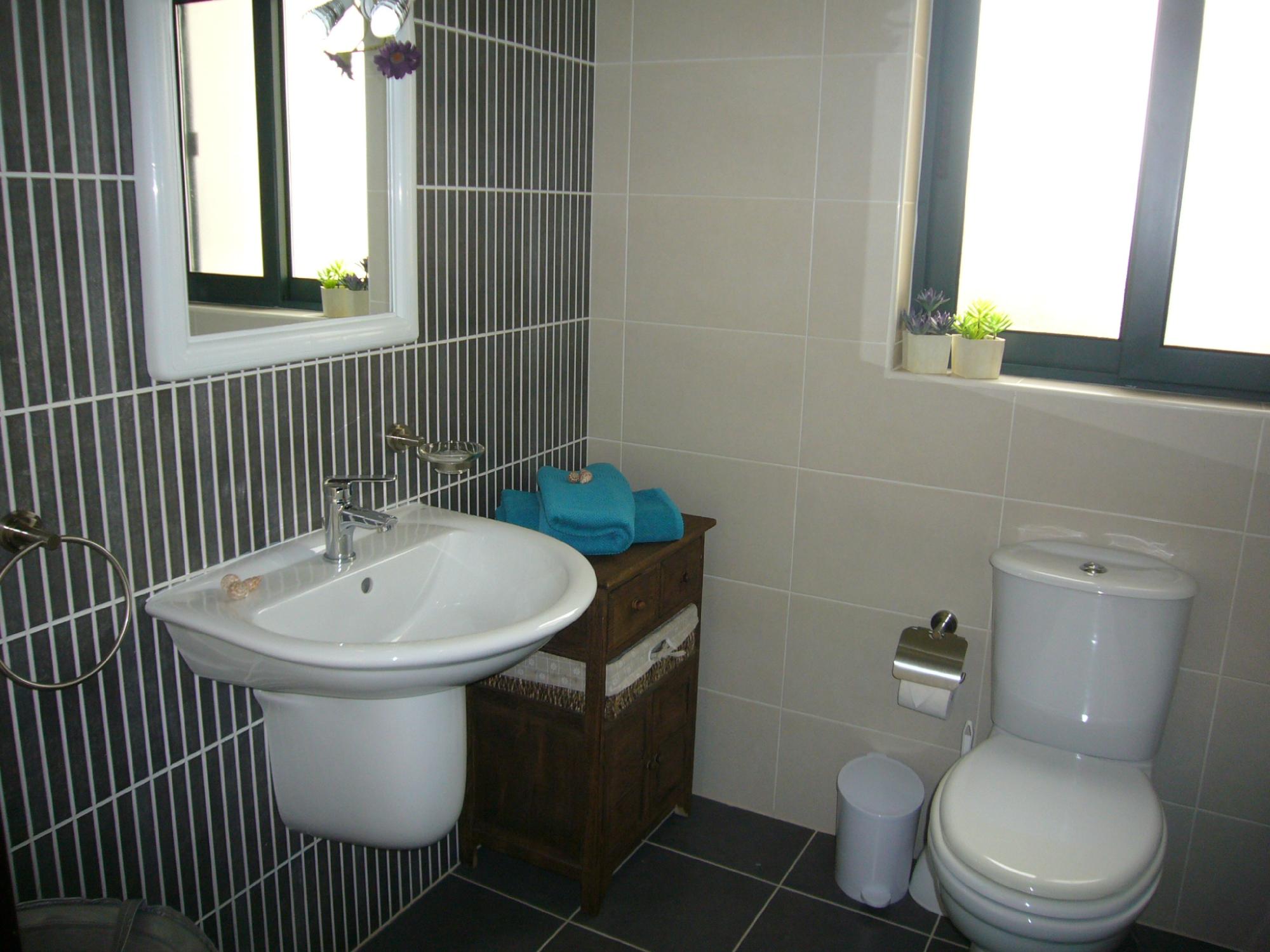 Sunny Gozo Bed and Breakfast-浴室