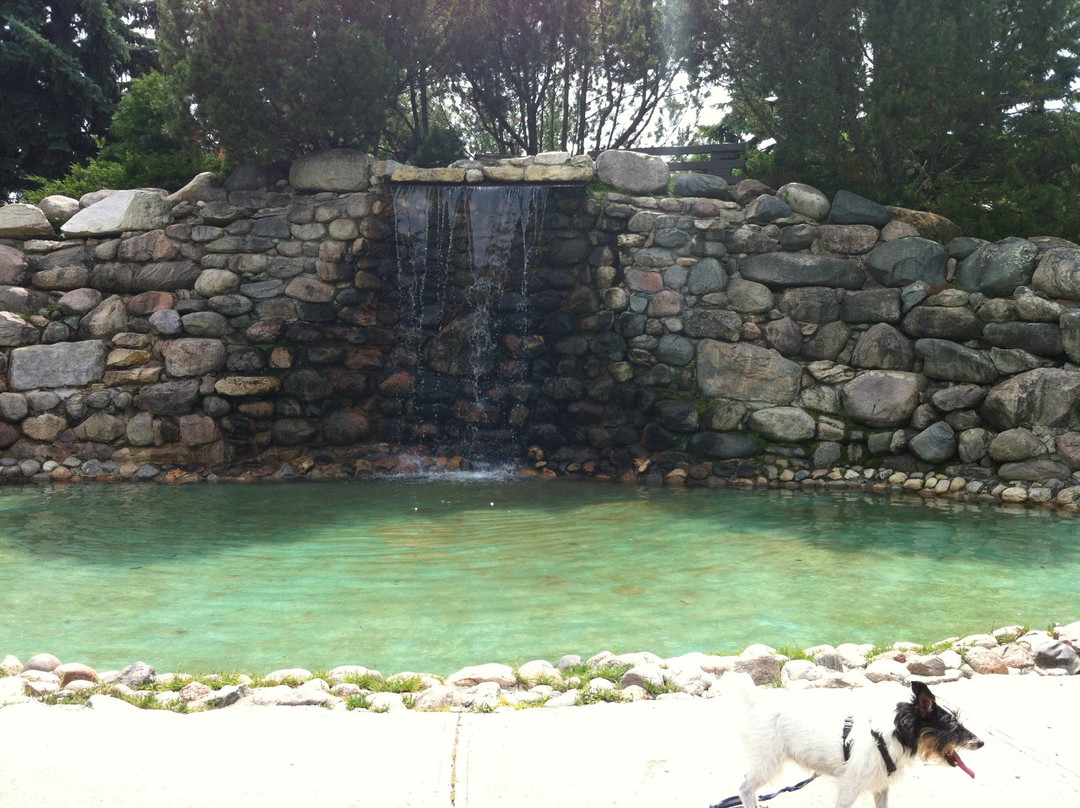 Kiwanis Waterfall Park-里贾纳必去景点