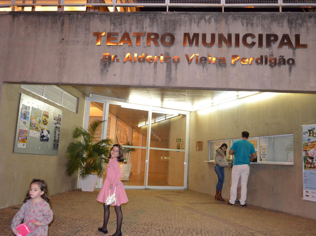 Dr. Perdigao Municipal Theater-Sao Carlos必去景点