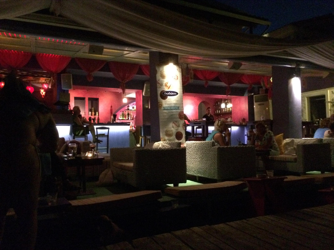 Barocco Beach Bar-Messonghi必去景点