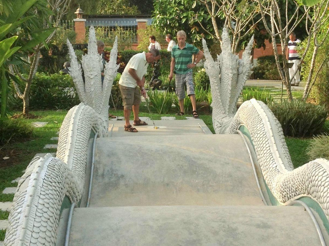 Hansa Minigolf-讪柿必去景点