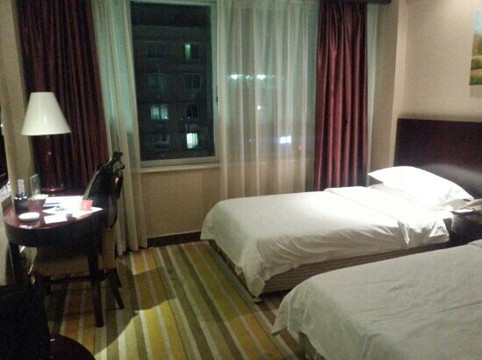 东山宾馆（广州动物园区庄地铁站店）主图