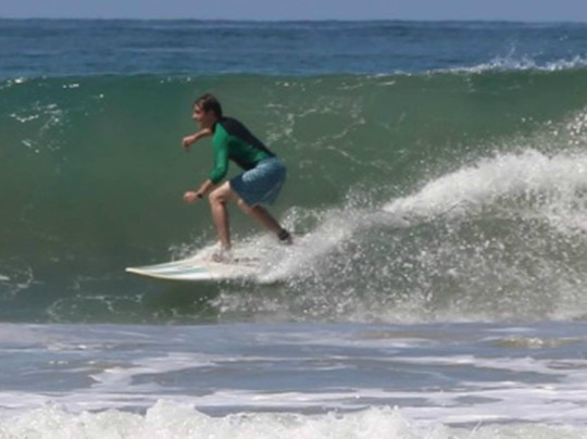 Al Chile Surf Shop and School-圣特雷莎必去景点