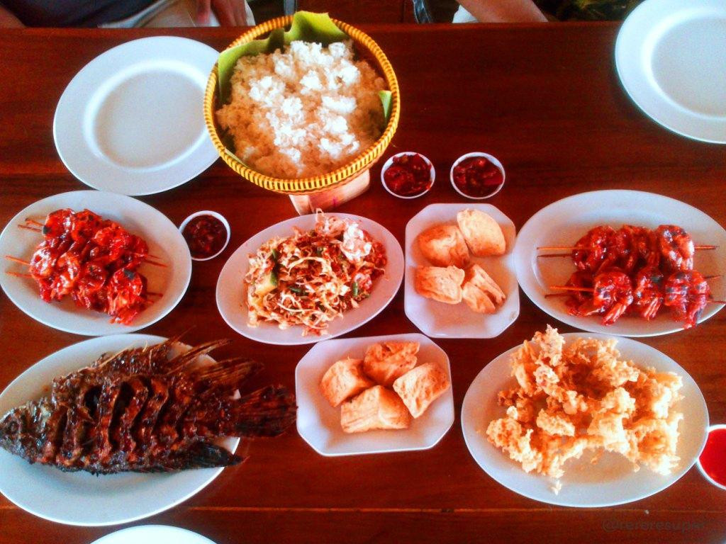 Gubug Makan Mang Engking Pusat