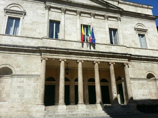 Teatro Ventidio Basso景点图片