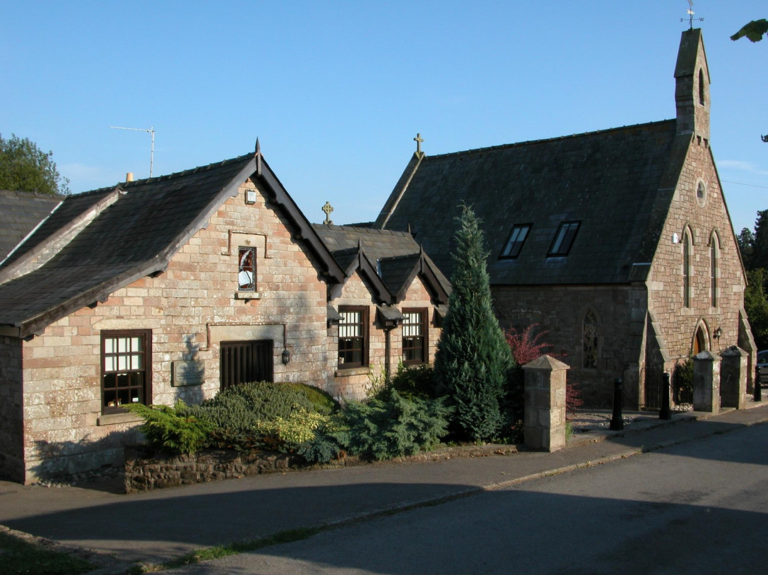 The Old School & Capel Pentwyn
