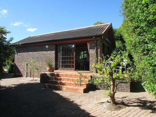 Bergvliet酒店住宿-Le Petit Vignoble Bed and Breakfast