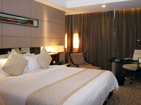 雄楚国际大酒店主图