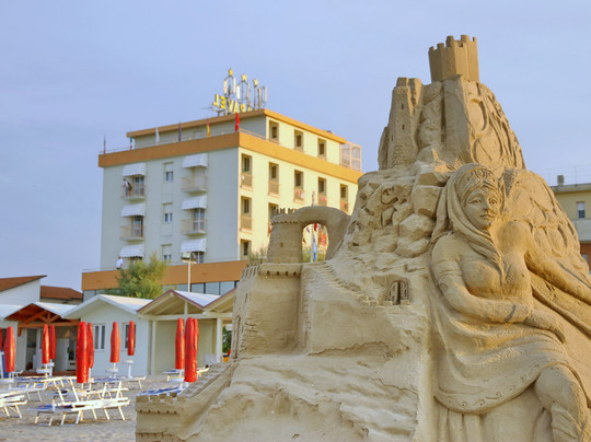 Ponte Sasso酒店住宿-Hotel Caravel