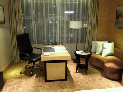 上海虹桥祥源希尔顿酒店主图