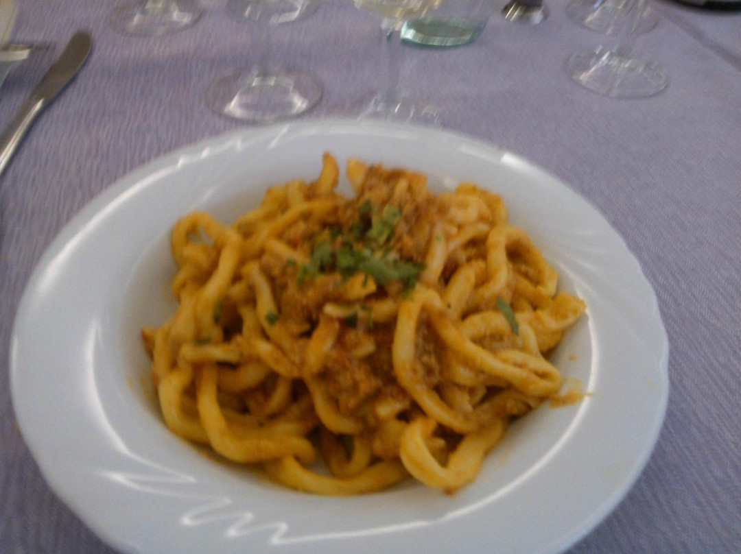 Gioiella餐馆和美食-ristorante bar da gino