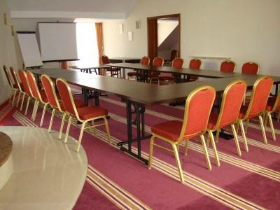 Hotel Twins II主图