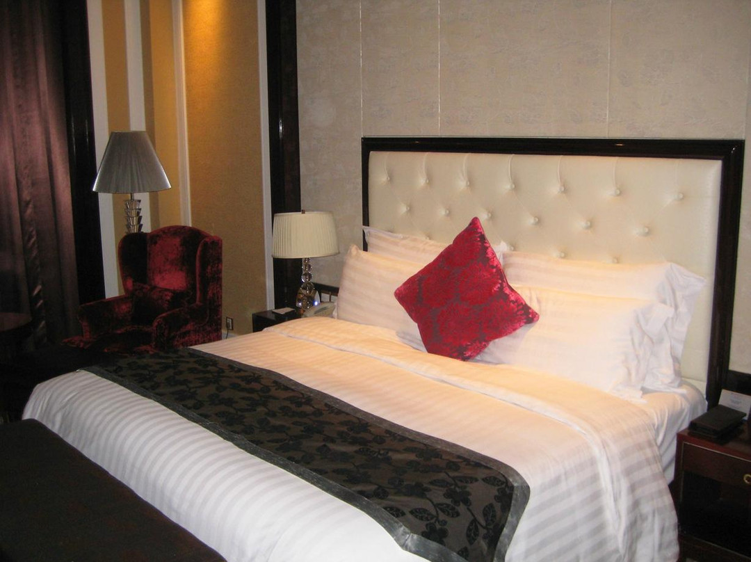 成都宏鼎温德姆至尊豪廷大酒店主图