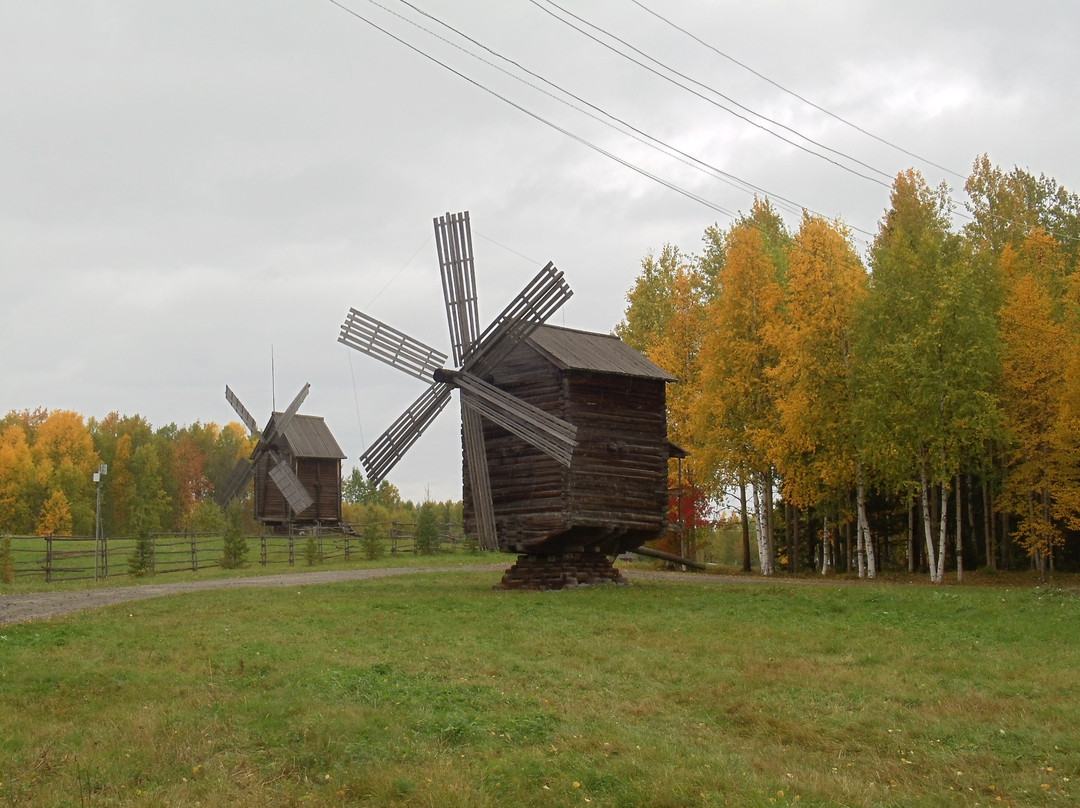 Small Korela Wooden Architecture and Folk Art Museum景点图片