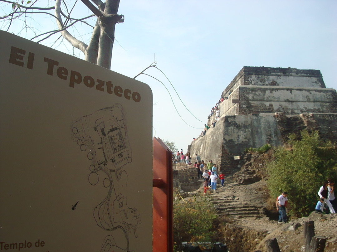 Pyramids of Tepoztlan景点图片