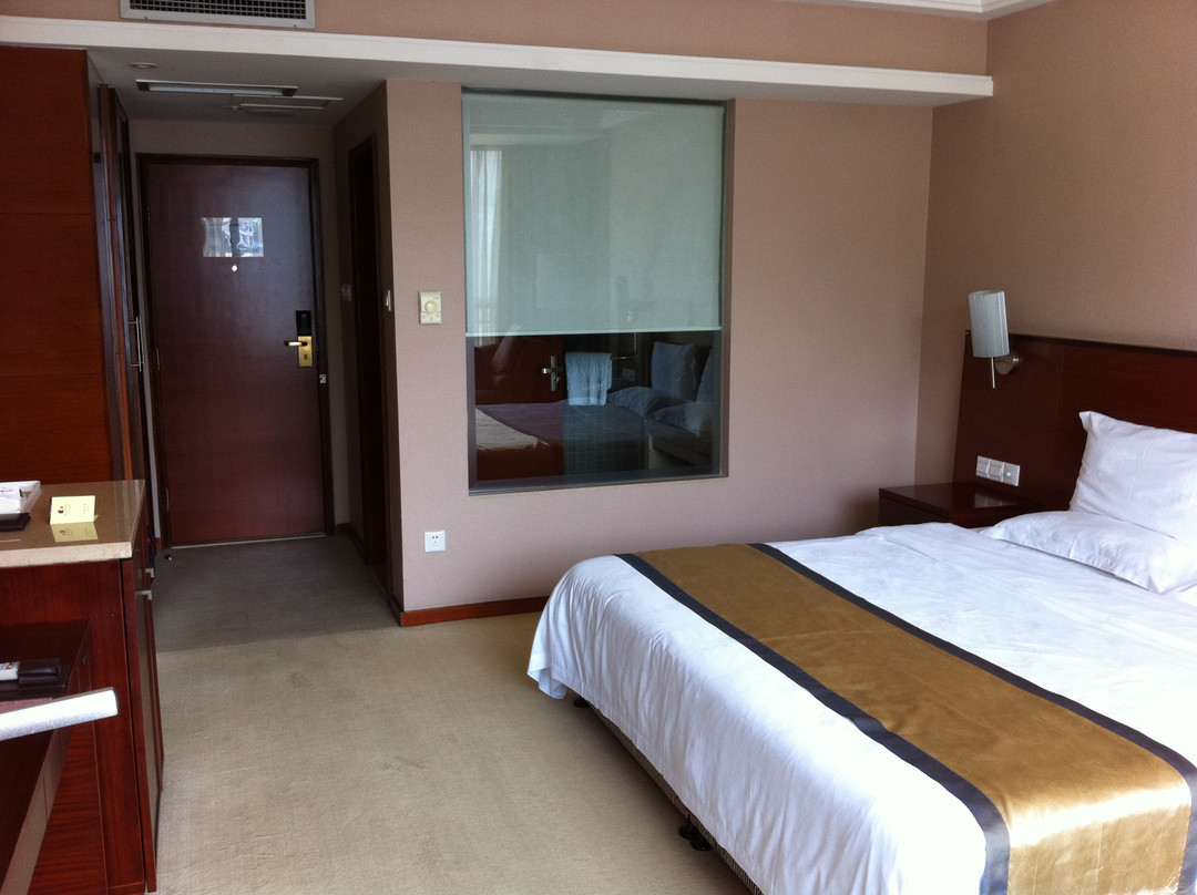 瑜珠花园酒店主图