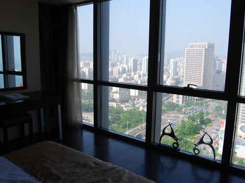 青岛豪森府邸国际酒店(万象城五四广场店)主图