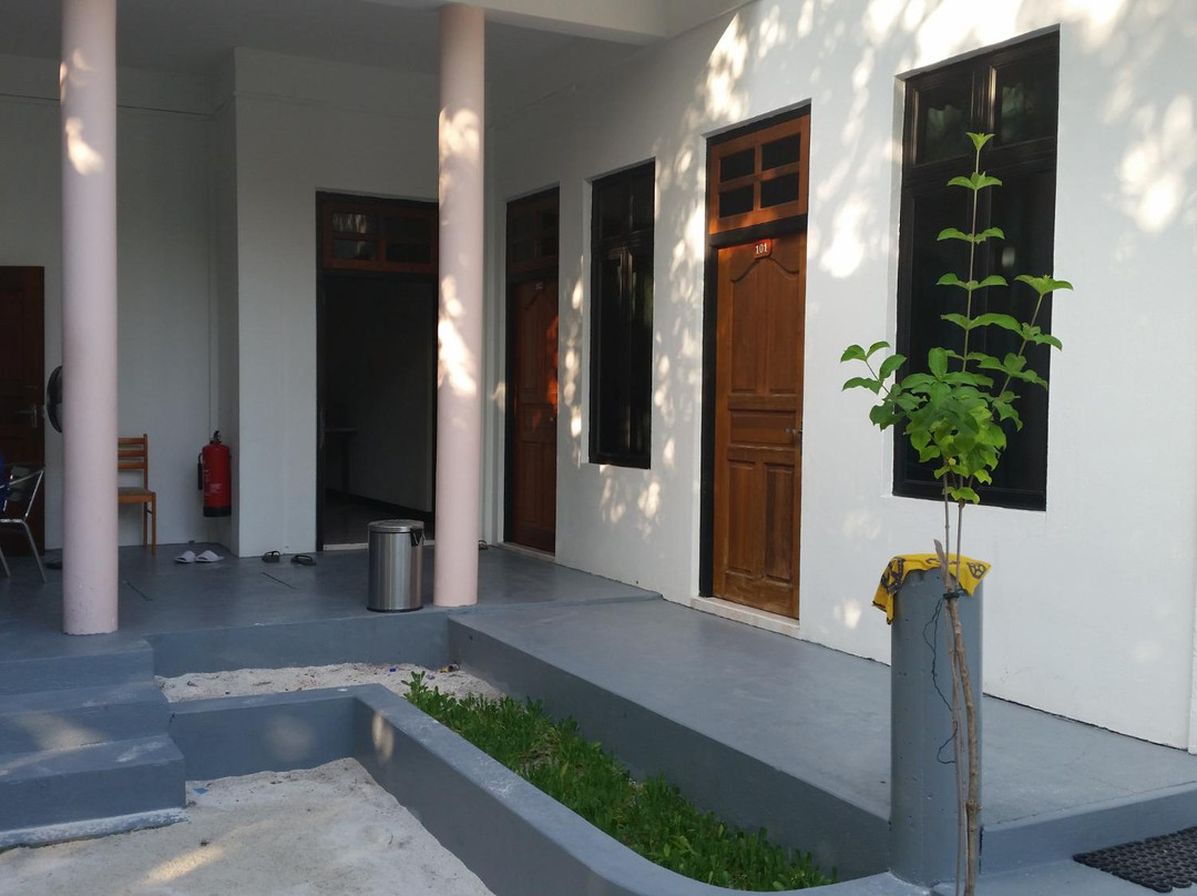 Rinbudhoo酒店住宿-Dhebanveli