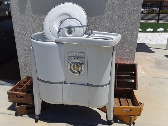 Original in-N-Out Replica-鲍德温公园必去景点