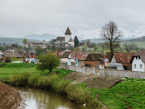 Moara Veche-Hosman必去景点