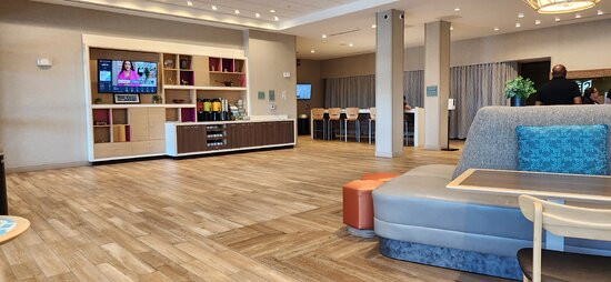 Home2 Suites by Hilton Carlsbad主图