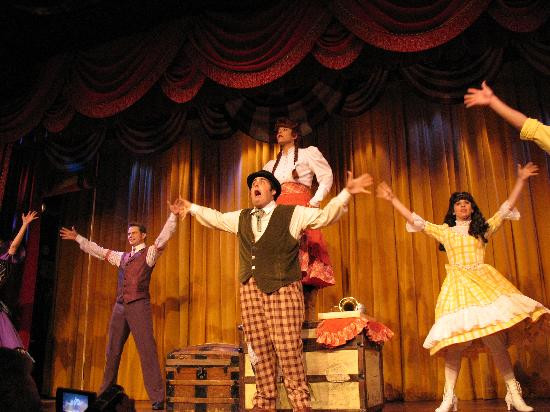 Hoop-Dee-Doo Musical Revue-奥兰多必去景点