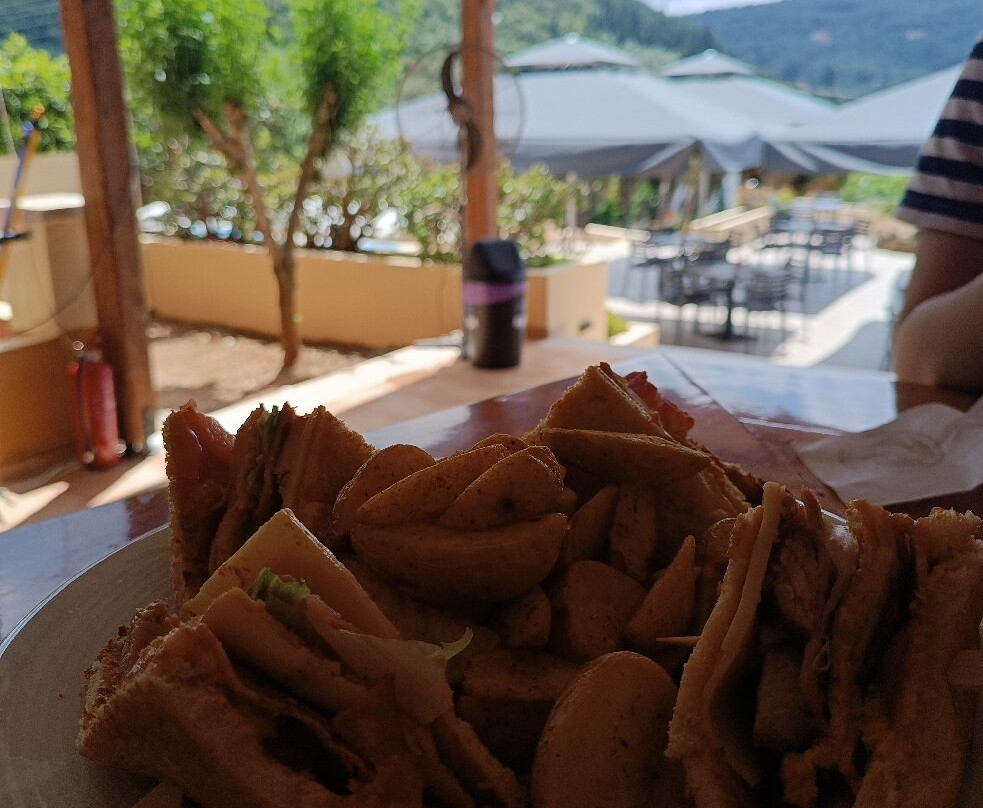 Irida Studios and Suite主图