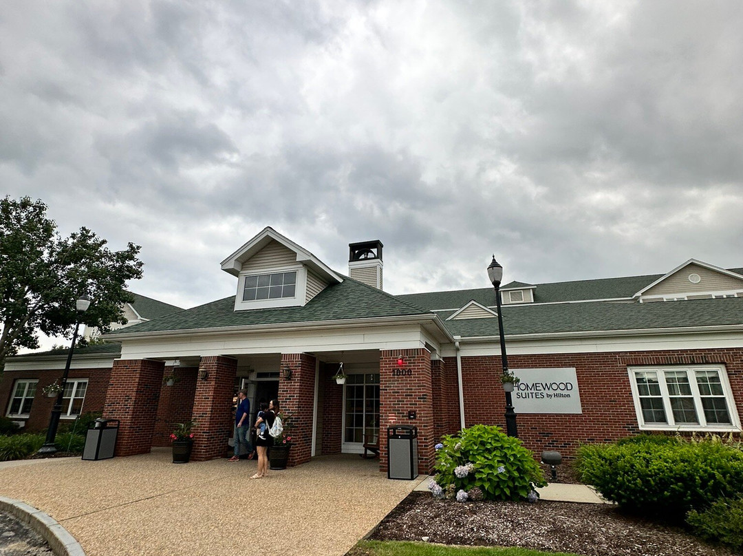 曼切斯特机场希尔顿惠庭套房酒店主图