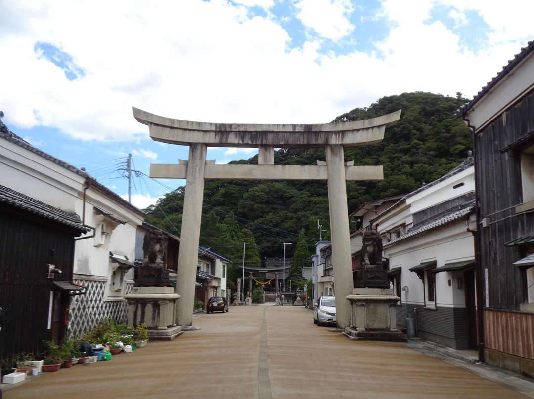 Hachiman Shrine景点图片