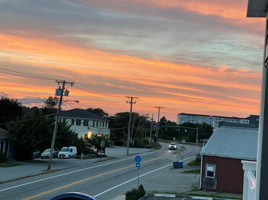 The Sea Breeze Inn主图