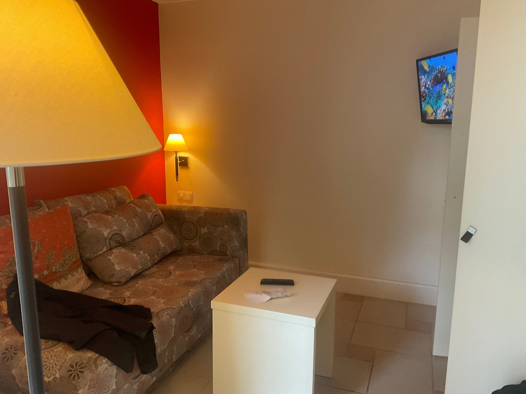 拉卡萨酒店主图