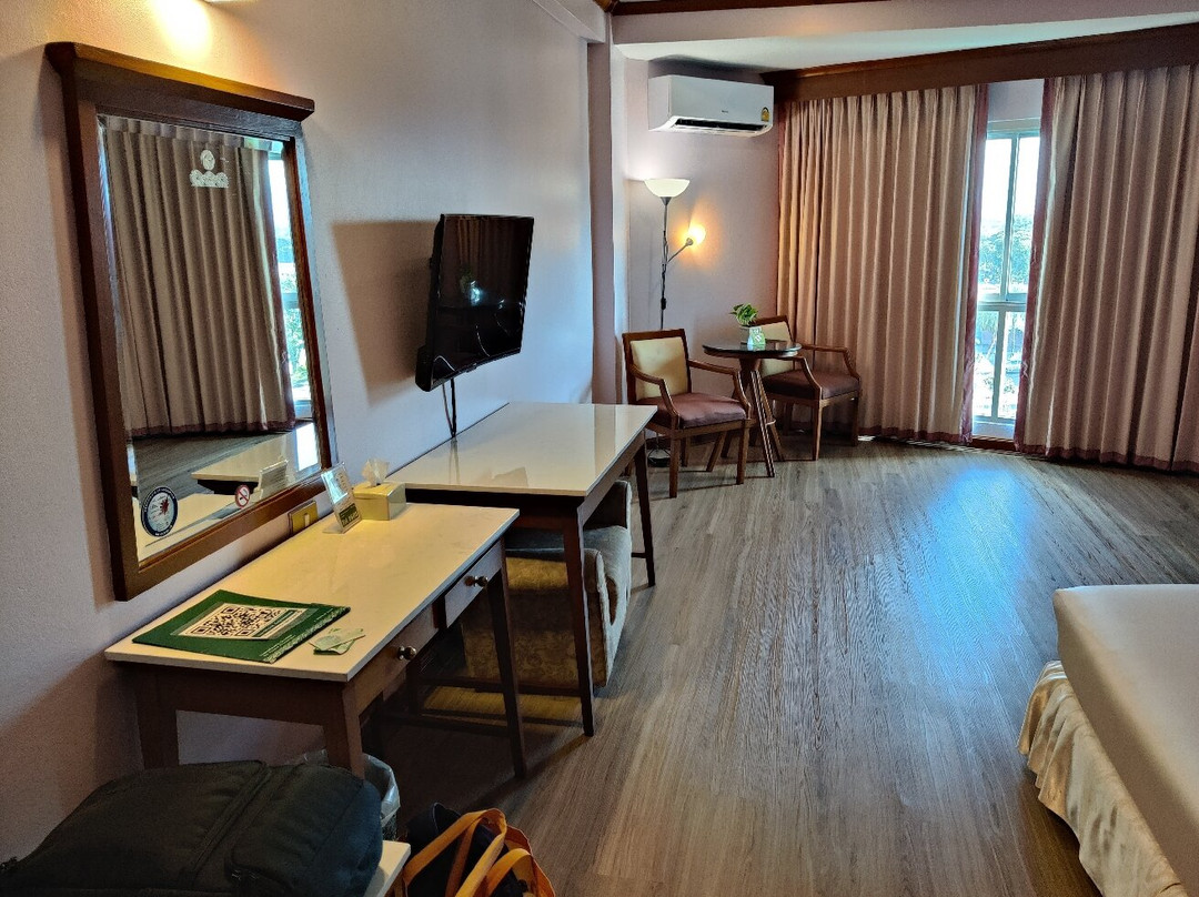 韦安塔克滨江大酒店主图