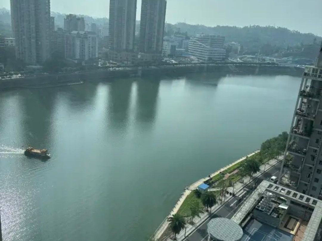 内江滨江假日酒店主图