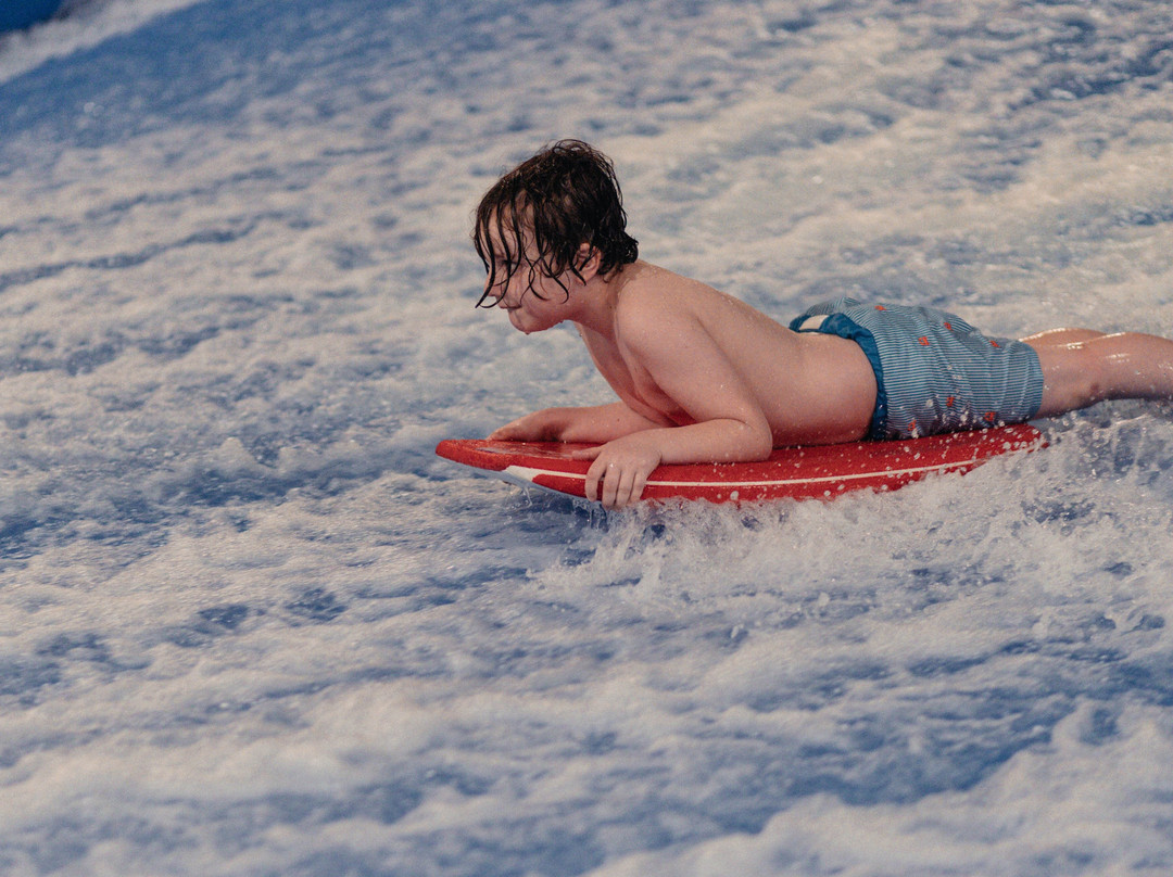 Wave In Paris-巴黎必去景点