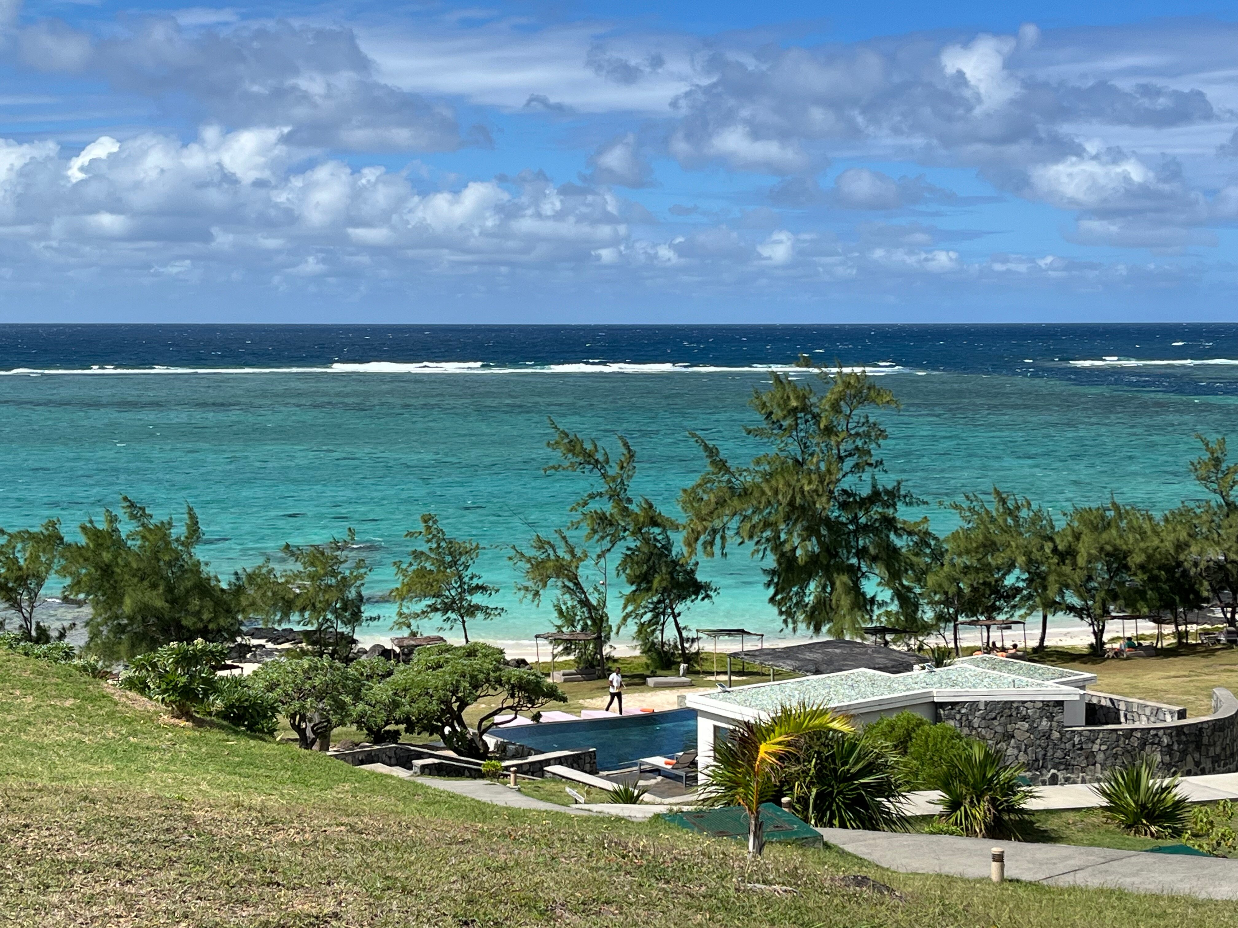 Constance Tekoma-浴室