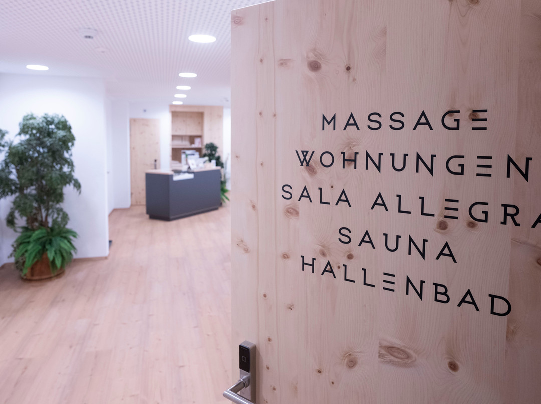 Hotel Helvetia主图