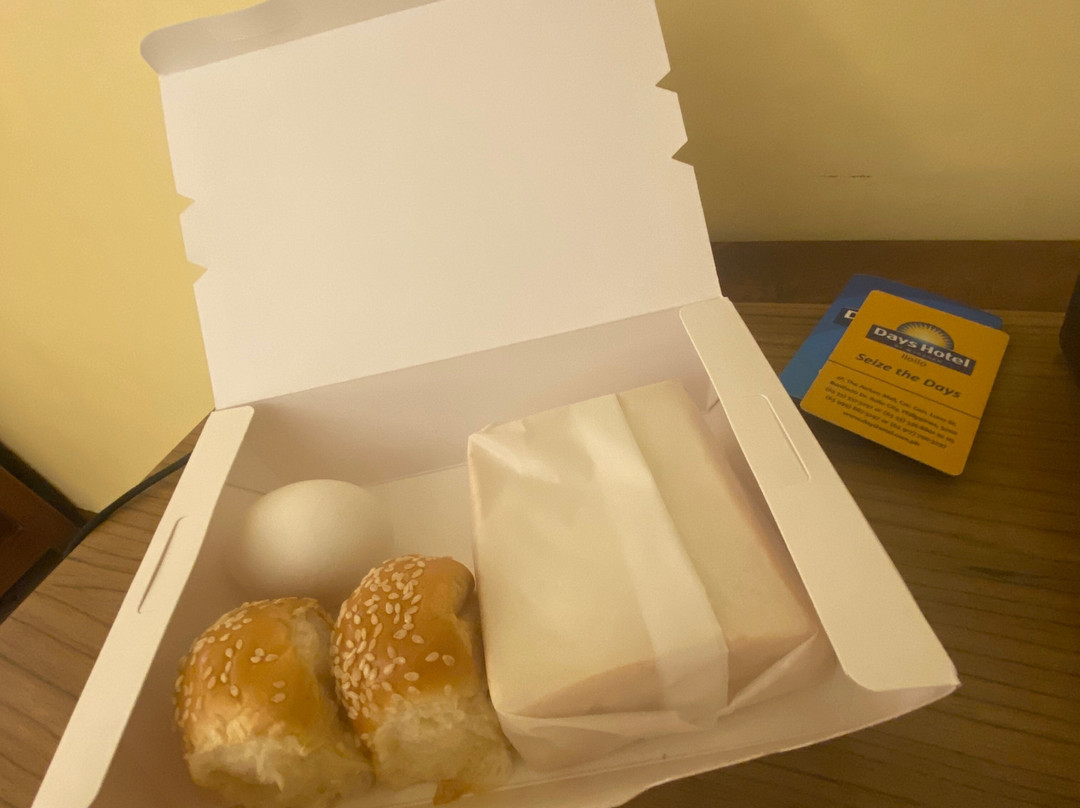 伊洛戴斯酒店主图