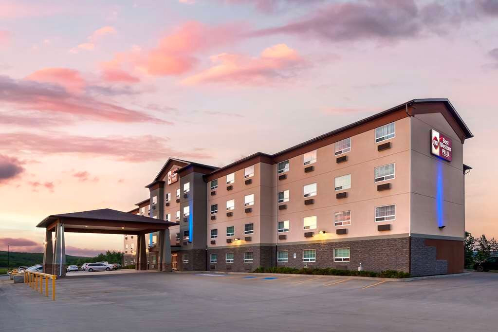 Best Western Plus Peace River Hotel & Suites主图