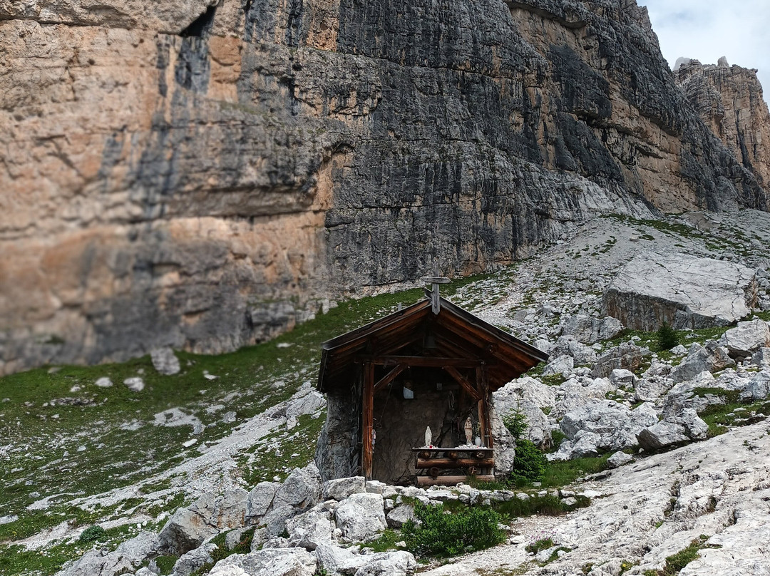 Rifugio Tuckett e Sella景点图片