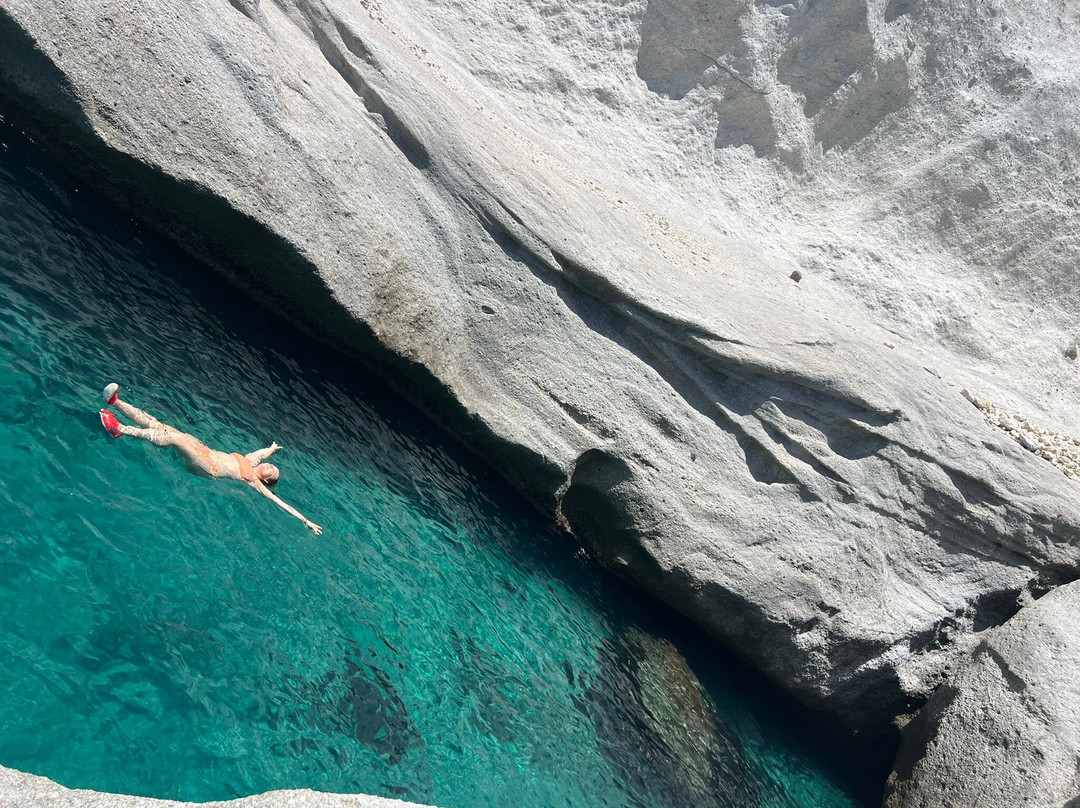 Cala de Enmedio景点图片