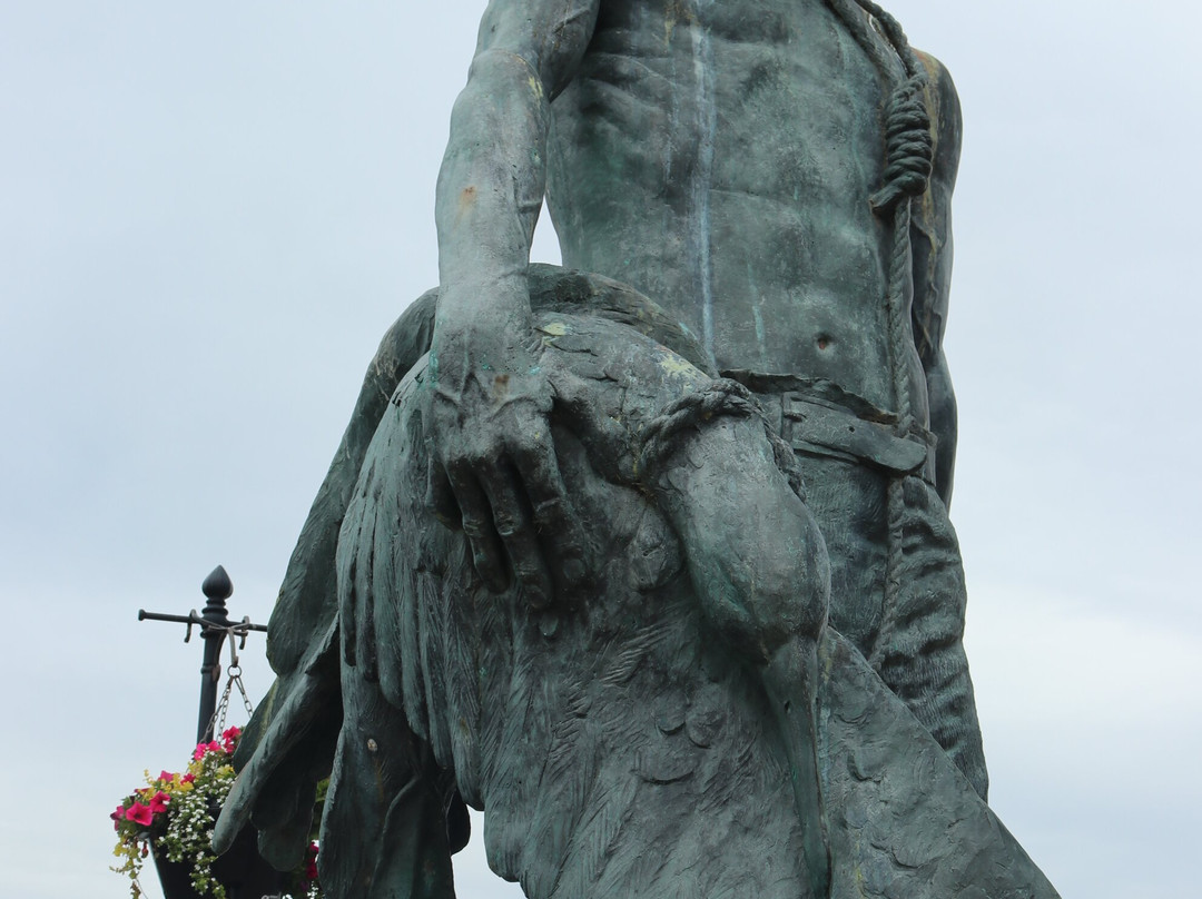 Ancient Mariner Statue景点图片