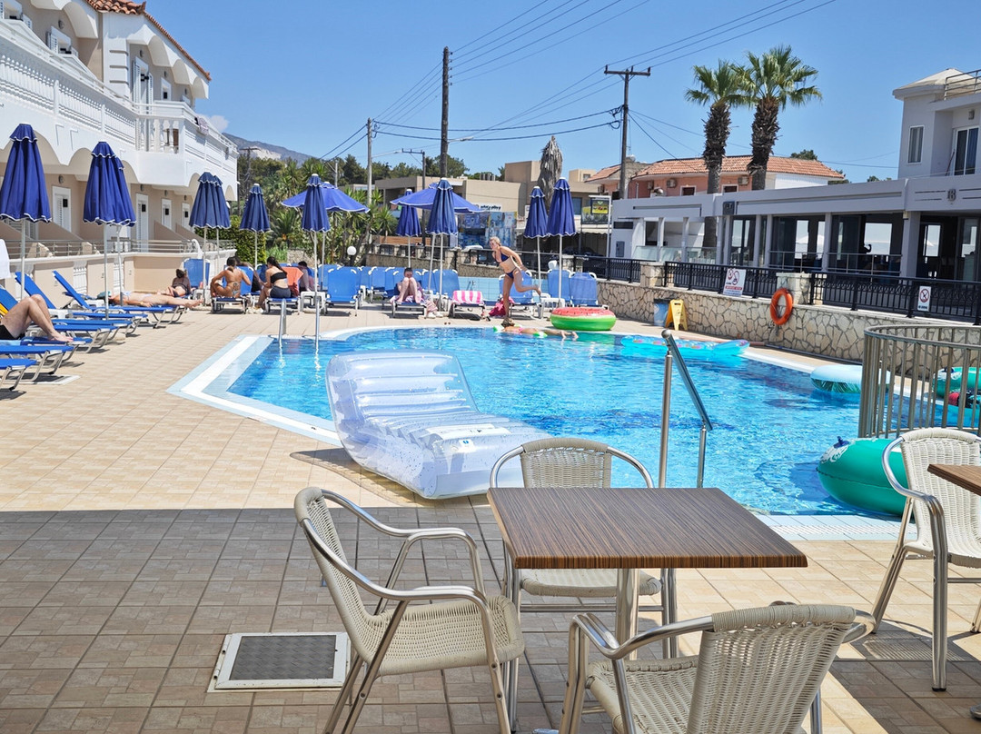 Kostas Studios主图